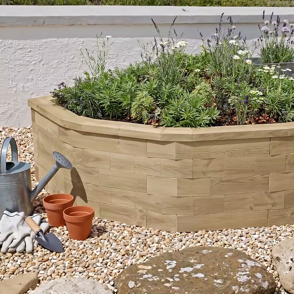 Jardinière bois d’angle arrondie - basse / 112,5 x 112,5 x 35 cm