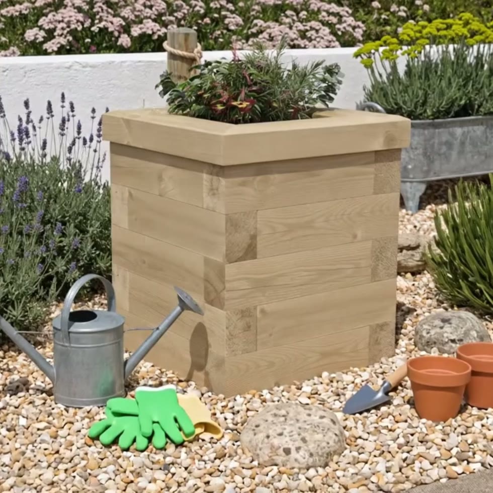 Petite jardinière bois / 45 x 45 x 55 cm