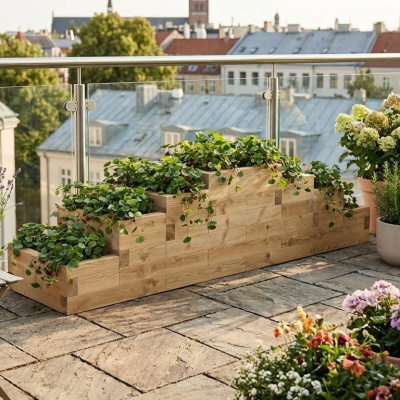 Jardinière en escalier pour fraisiers / 3 x 0,75 m x 0,65 m