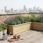 L-Shaped Raised Wooden Bed / 3.75 x 3.75 x 0.825 x 0.75m