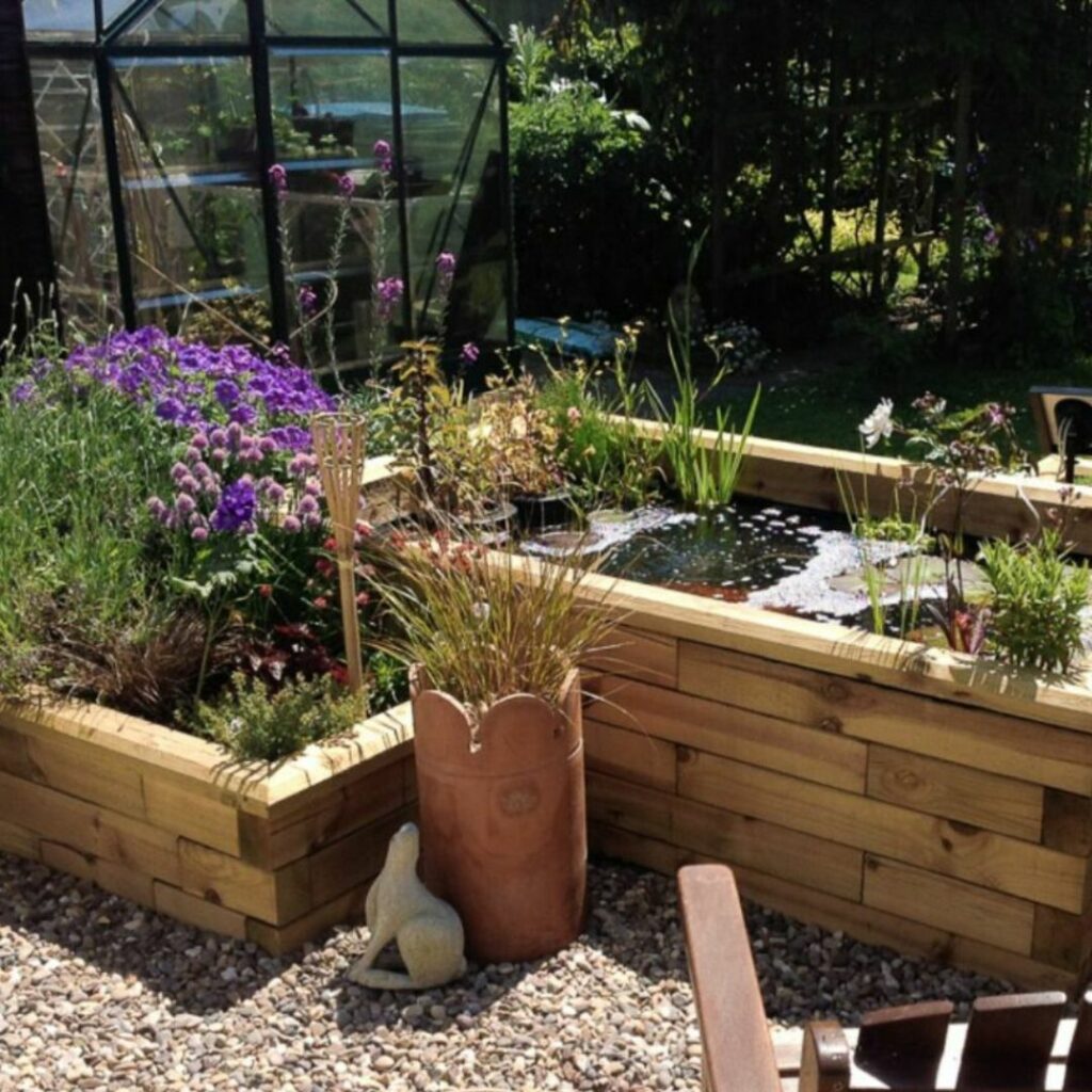 Comment créer un petit bassin pour attirer la faune dans votre jardin ?